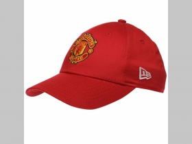 Manchester United červená šiltovka s vyšívaným logom, univerzálna nastaviteľná veľkosť so zapínaním na suchý zips materiál 65%polyester 35% bavlna